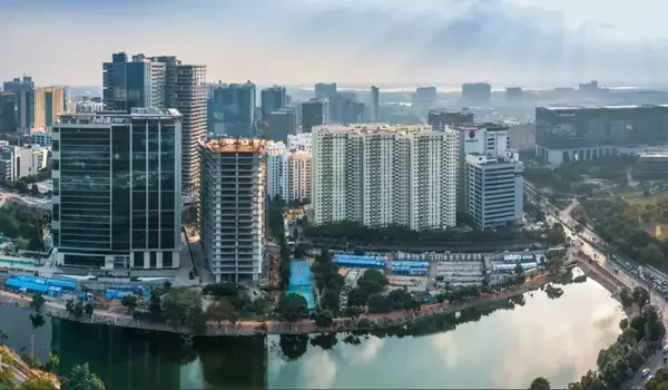 Prestige Velachery vs. Prestige Sholinganallur 2026: A Comparative Investment Analysis Featured Image of Prestige Velachery vs. Prestige Sholinganallur 2026: A Comparative Investment Analysis